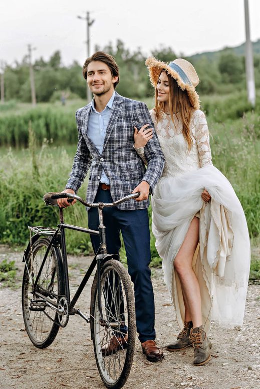 Hochzeitsfotografie auf der Insel Rügen mit dem Fotograf vom Mazelle Photography Fotostudio® an der Ostsee. Hochzeitsfotografie in der Natur in Mecklenburg-Vorpommern. Heiraten auf der Insel Rügen, Stralsund, Greifswald, Grimmen in der Natur, im Wald, am Strand, an der Ostsee